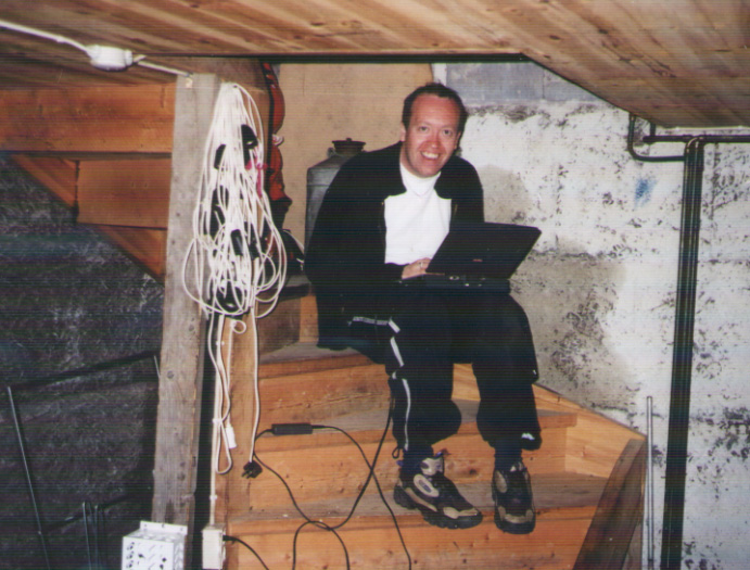 Källare i Skålan 2002.jpg (225338 bytes)